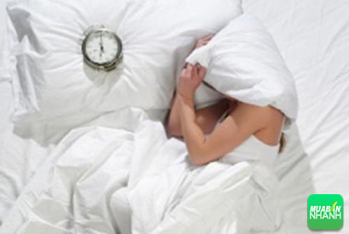 Trùm chăn kín đầu khi ngủ có ảnh hưởng nghiêm trọng tới hô hấp