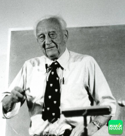 Cha đẻ của vitamin C là Albert Szent Gyorgyi de Nagyrapolt (1893-1986).